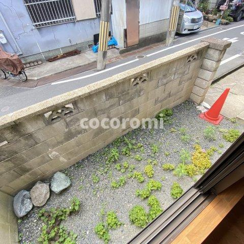 国松町平屋の庭