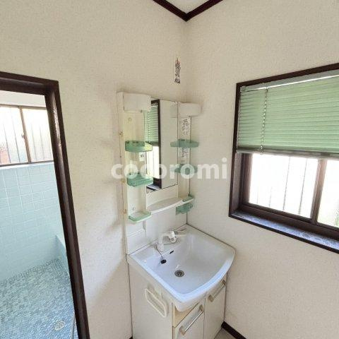 枚方市津田元町平屋の洗面所