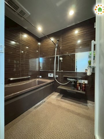 深谷市東方　中古一戸建ての浴室