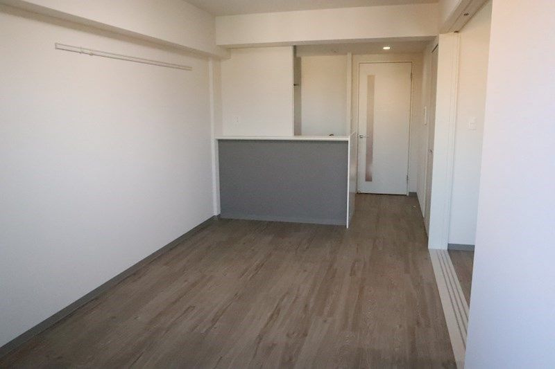 エムズセントラル上新庄の居間・リビング