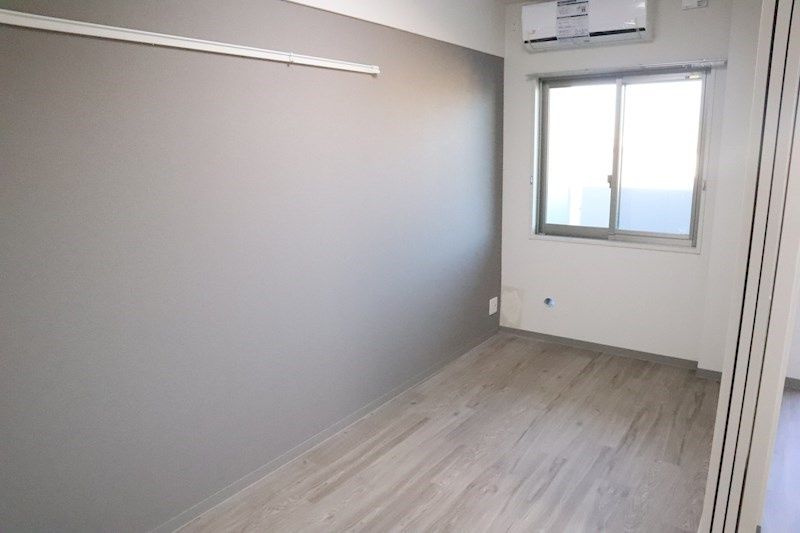 エムズセントラル上新庄の洋室