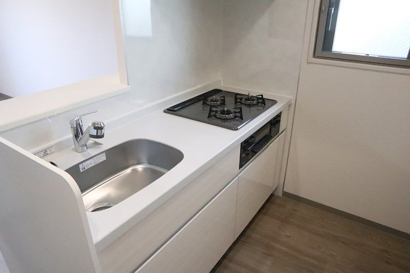 エムズセントラル上新庄のキッチン