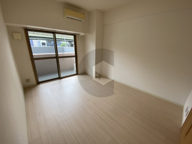 アンビションの洋室