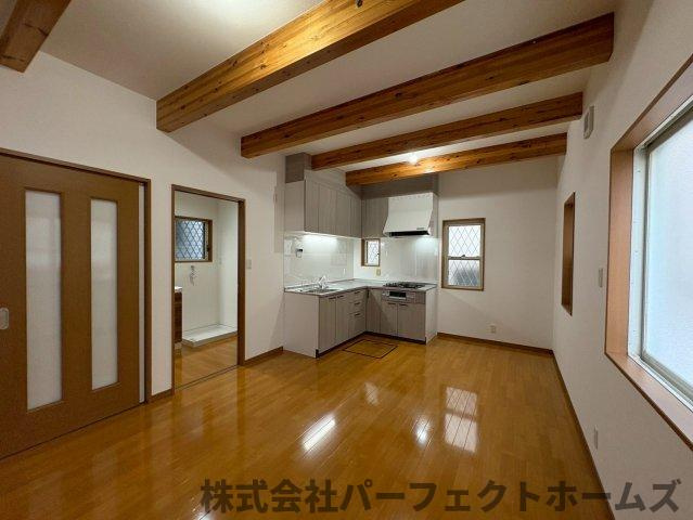 【居間・リビング】の画像