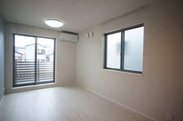 【居間・リビング】 | fonderia | 10.5帖LDK内観です