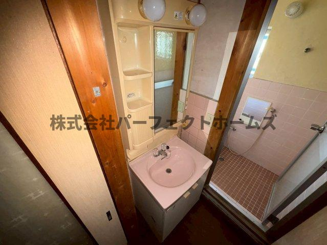 高柳7丁目戸建6　賃貸の独立洗面台|独立洗面台です