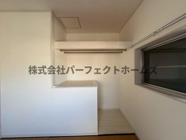 高柳7丁目戸建6　賃貸の収納|こまごまとしたものを収納できそうですね