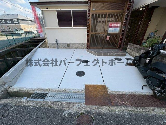 高柳7丁目戸建6　賃貸の駐車場|駐車場完備です