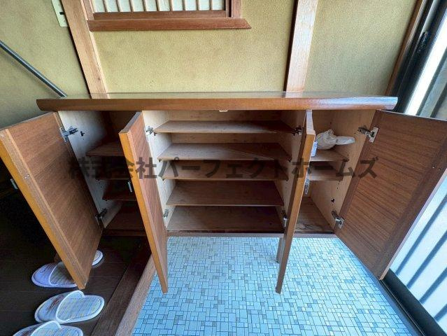 高柳7丁目戸建6　賃貸の収納|たっぷりとした収納スペースです