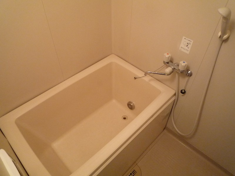 サンハイム原木中山の浴室