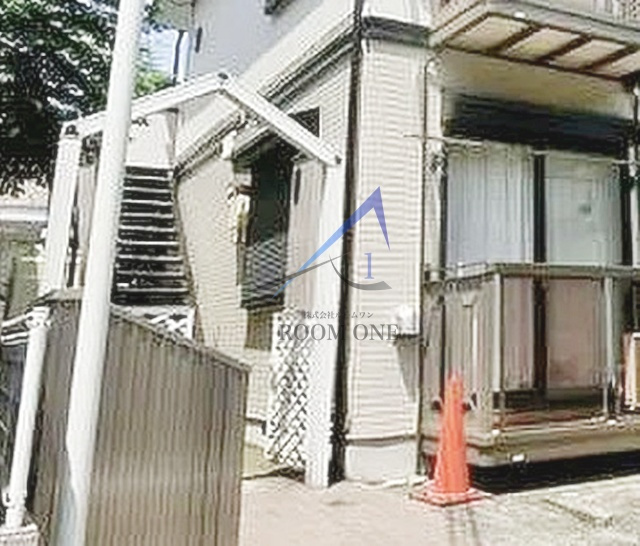 テラスリバーサイドのエントランス|エントランスです。