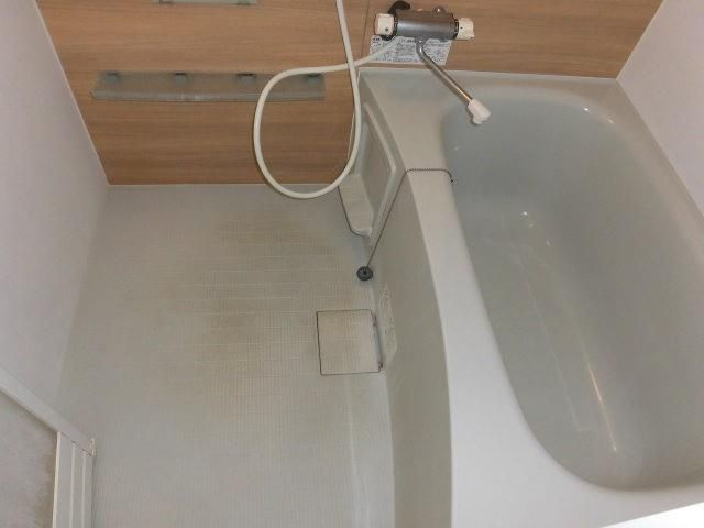 グランパシフィックパインスクエアの浴室