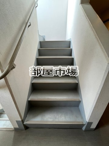 LE-LION TOKYO EAST COREのその他共用部分|共用階段