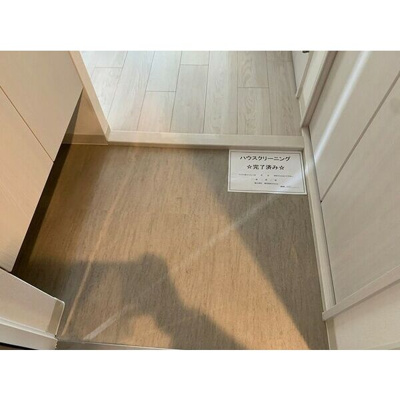 【玄関】 | フォーリアライズ阿波座WEST