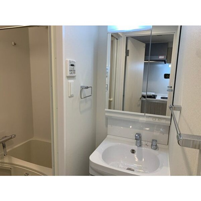 【洗面所】 | フォーリアライズ阿波座WEST