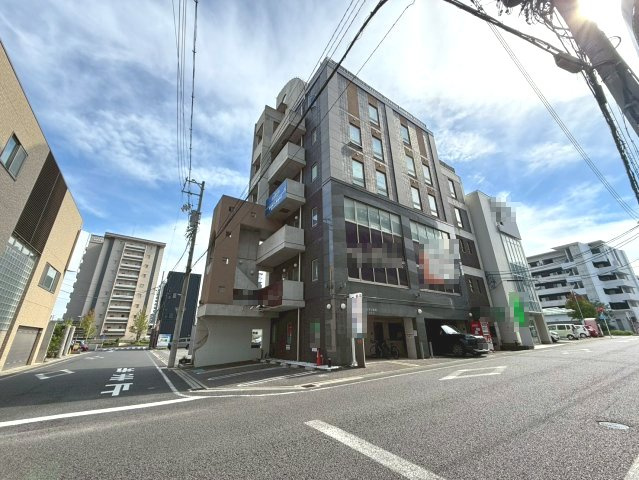 センチュリービルの外観