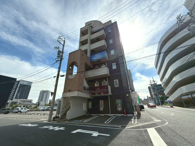 センチュリービルの外観