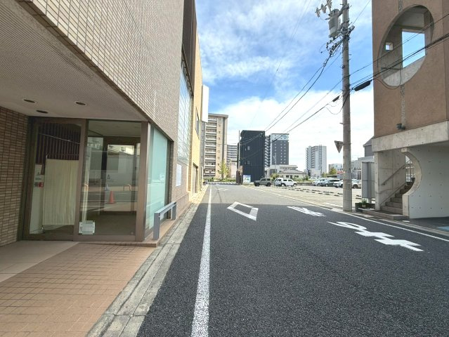 センチュリービルの周辺