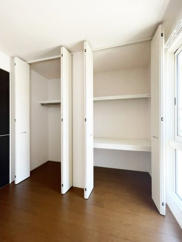 ウィズ 山城　Ｂ棟の収納