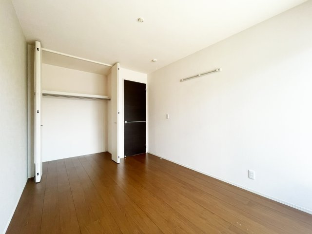 ウィズ 山城　Ｂ棟の居間・リビング