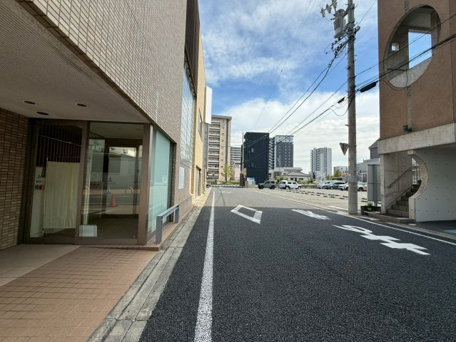 センチュリービルの周辺