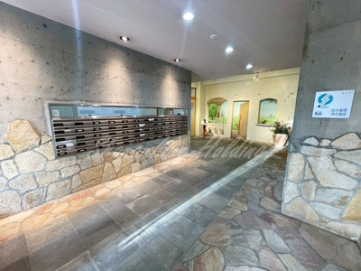 【エントランス】 | 鶴見ワンダーランド | おしゃれなエントランス♪