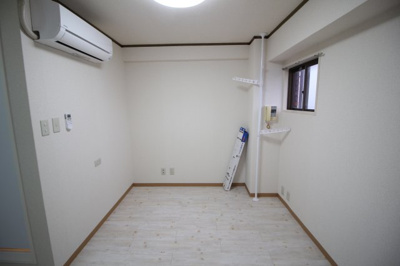 【寝室】 | ラパンジール阿倍野 | 洋室6帖