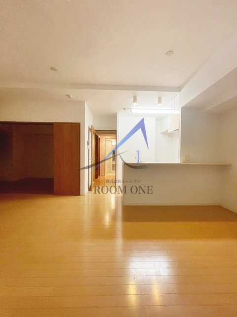 スカイプラザⅡの居間・リビング|洋室のお部屋です。