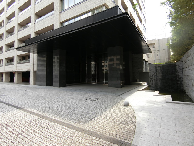 千代田区四番町の賃貸マンションのその他|エントランス