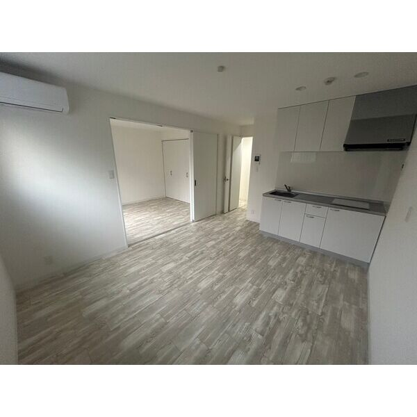 アート瑞光駅前の居間・リビング