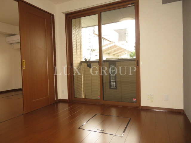 【居間・リビング】 | ファミール河内