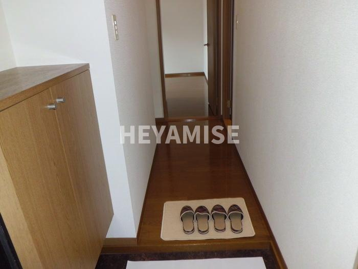 セジュールナガイの玄関