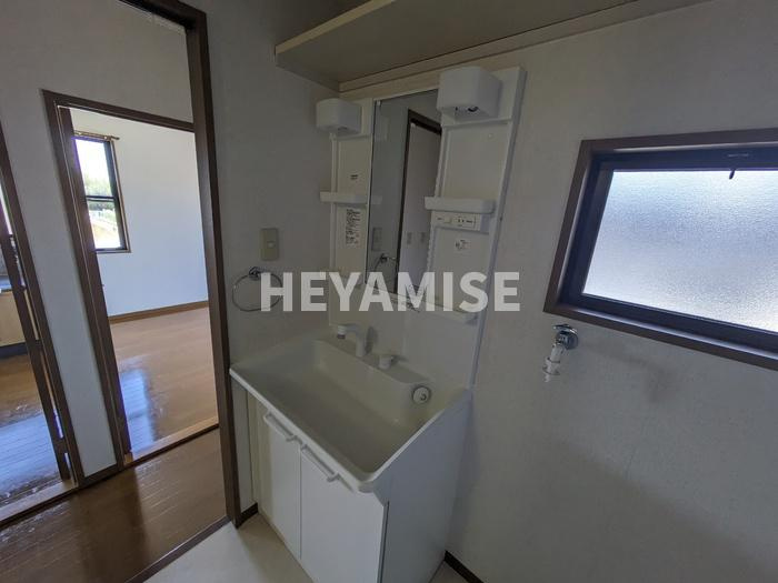 セジュール坂口B棟の洗面所