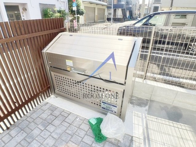 ユアメゾン墨田のその他共用部分|敷地内ごみ置き場です。
