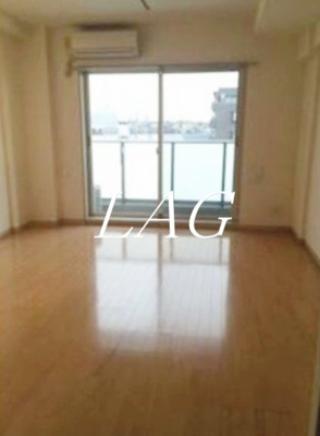 【居間・リビング】 | セレニティ久が原 | 洋室のお部屋です。