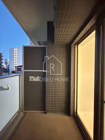 レジュールアッシュウエストレジスのバルコニー