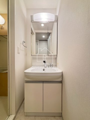 レジュールアッシュウエストレジスの洗面所