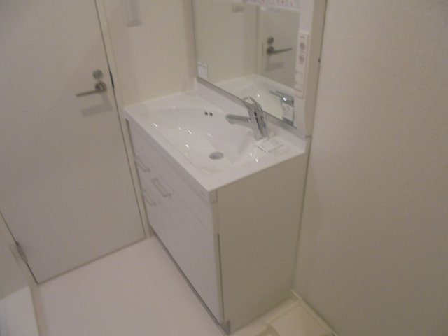 スガノマンションの独立洗面台