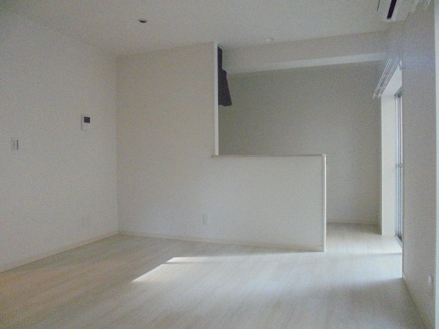 スガノマンションの洋室