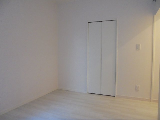 スガノマンションの寝室