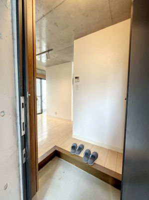 【玄関】 | プレンディ二子多摩川 | 
