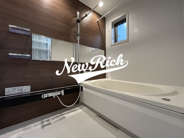 渋川市半田のアパートの浴室