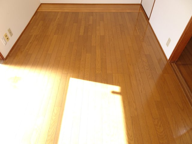 奥田ハイツの洋室