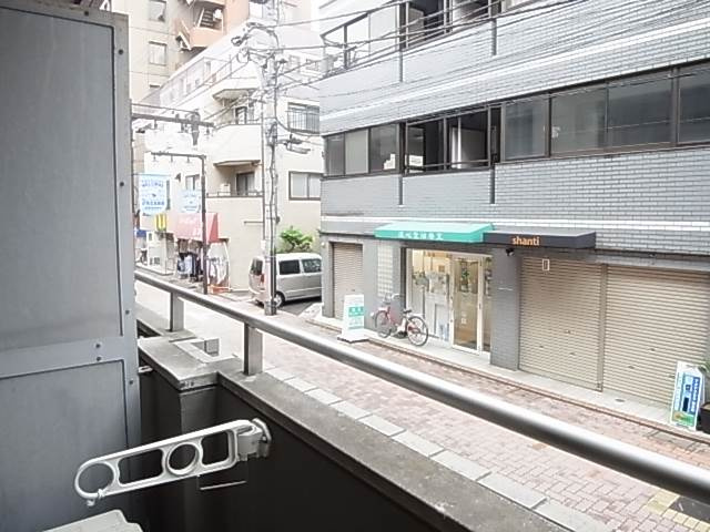 メゾンユーアイのバルコニー