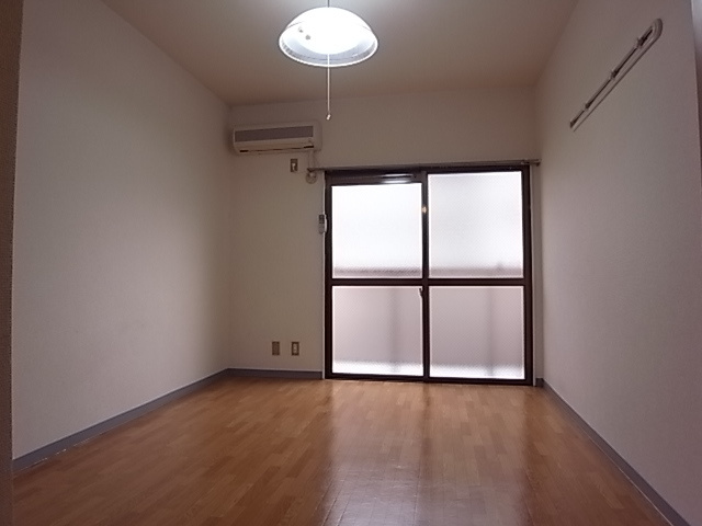 深江ベーシックの居間・リビング