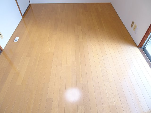 奥田ハイツの洋室