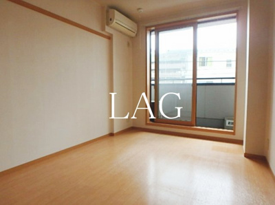 【居間・リビング】 | アンカレッジ水無月 | 洋室のお部屋です。