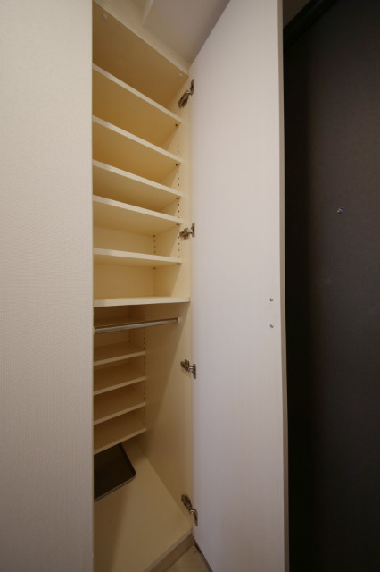 CIMA旗の台の玄関|★大容量収納★