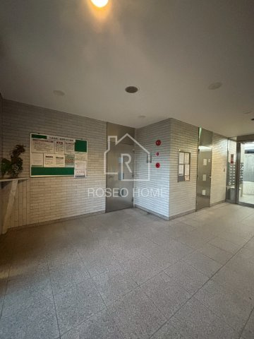 グレース九条のロビー