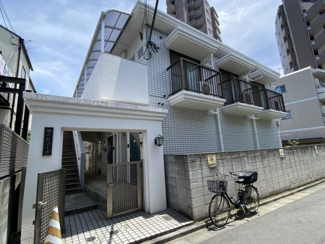旗の台コーポのエントランス